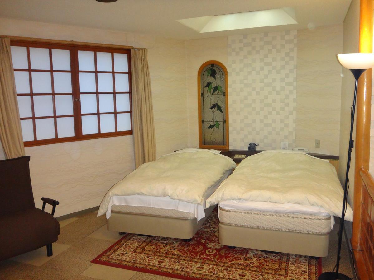 Yokoshibahikari Utility Hotel Coo מראה חיצוני תמונה
